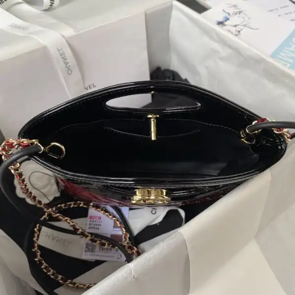 CHANEL 31 MINI SHOPPING BAG