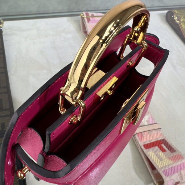 HOT SALE FENDI Nano Peekaboo Maxi Handle