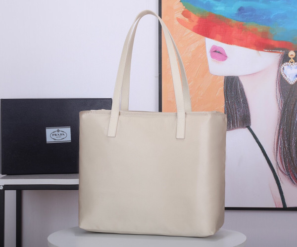 HOT SALE PRADA Re-Nylon tote bag