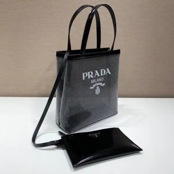 Yupoo bagsoffer Prada small tote bag