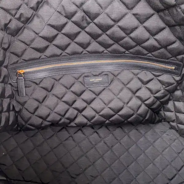 First bag ru YSL ES GIANT TRAVEL BAG IN QUILTED LEATHER