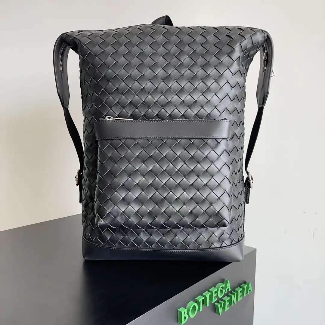 Firstbag Ru BOTTEGA VENETA Arco Backpack