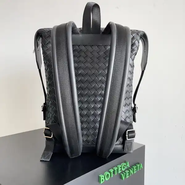 Frstbag ru BOTTEGA VENETA Arco Backpack