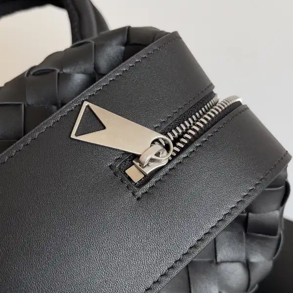 BOTTEGA VENETA Arco Backpack