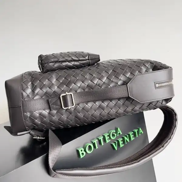 Frstbag ru BOTTEGA VENETA Arco Backpack