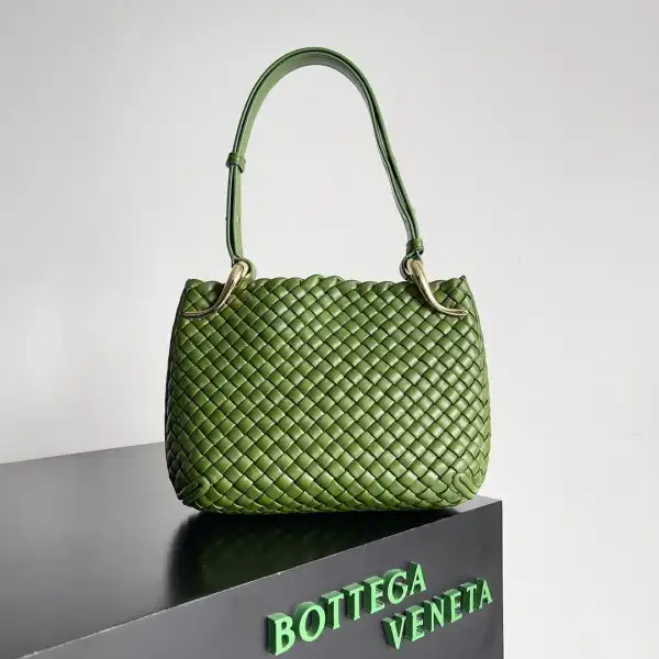 BOTTEGA VENETA Small CHANELicker Shoulder Bag