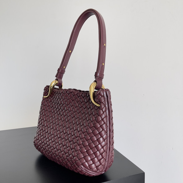 HOT SALE BOTTEGA VENETA Small Clicker Shoulder Bag