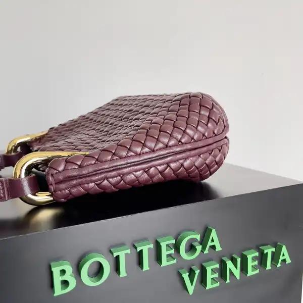 BOTTEGA VENETA Small CHANELicker Shoulder Bag