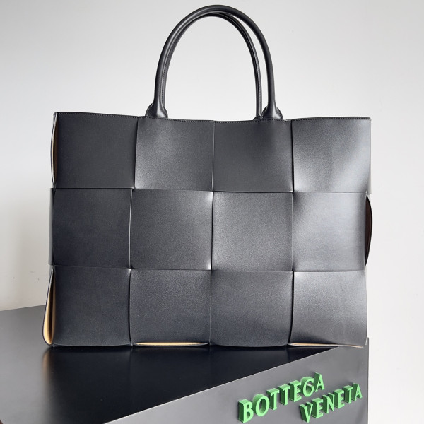 HOT SALE BOTTEGA VENETA ARCO LARGE TOTE