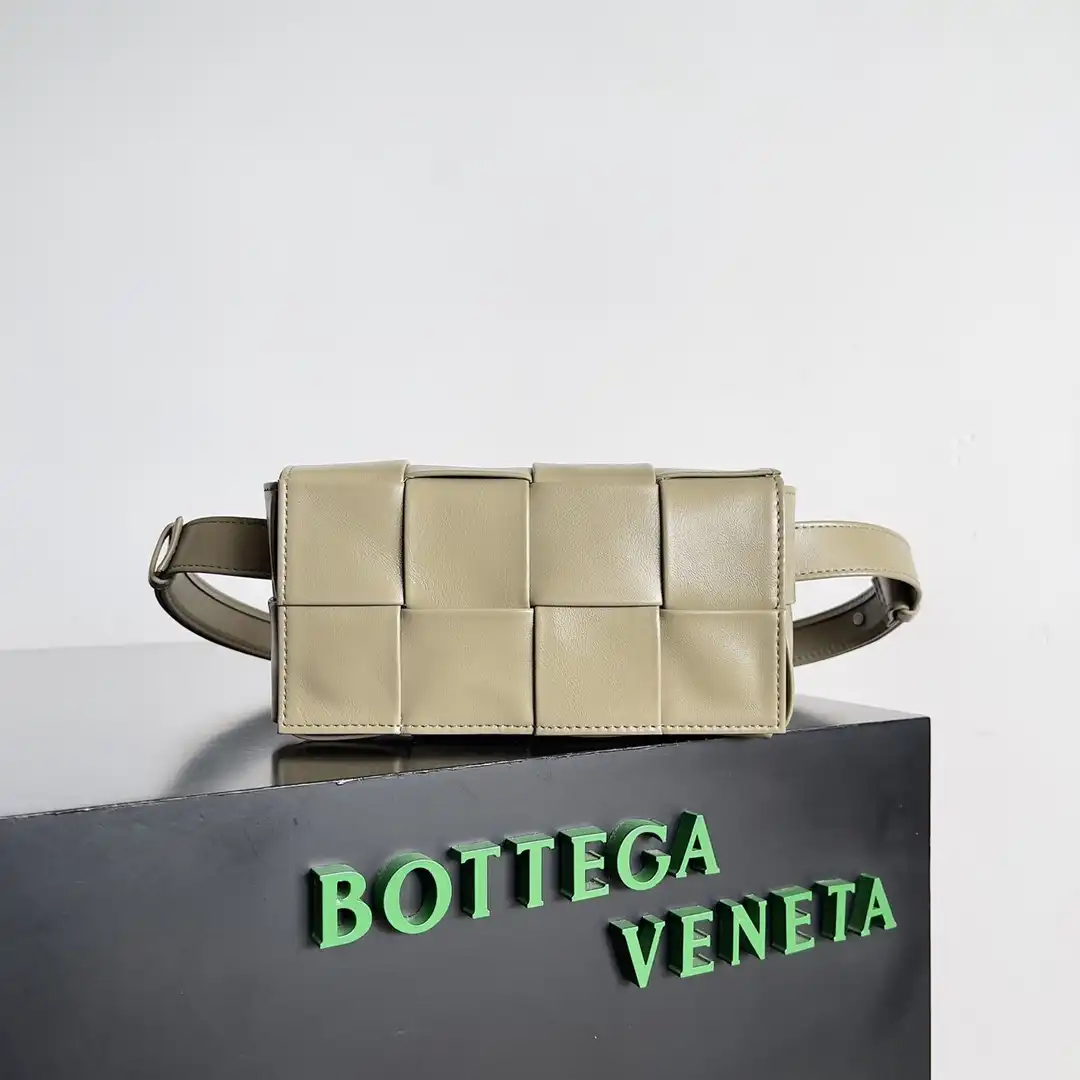 BOTTEGA VENETA MINI BRICK CASSETTE