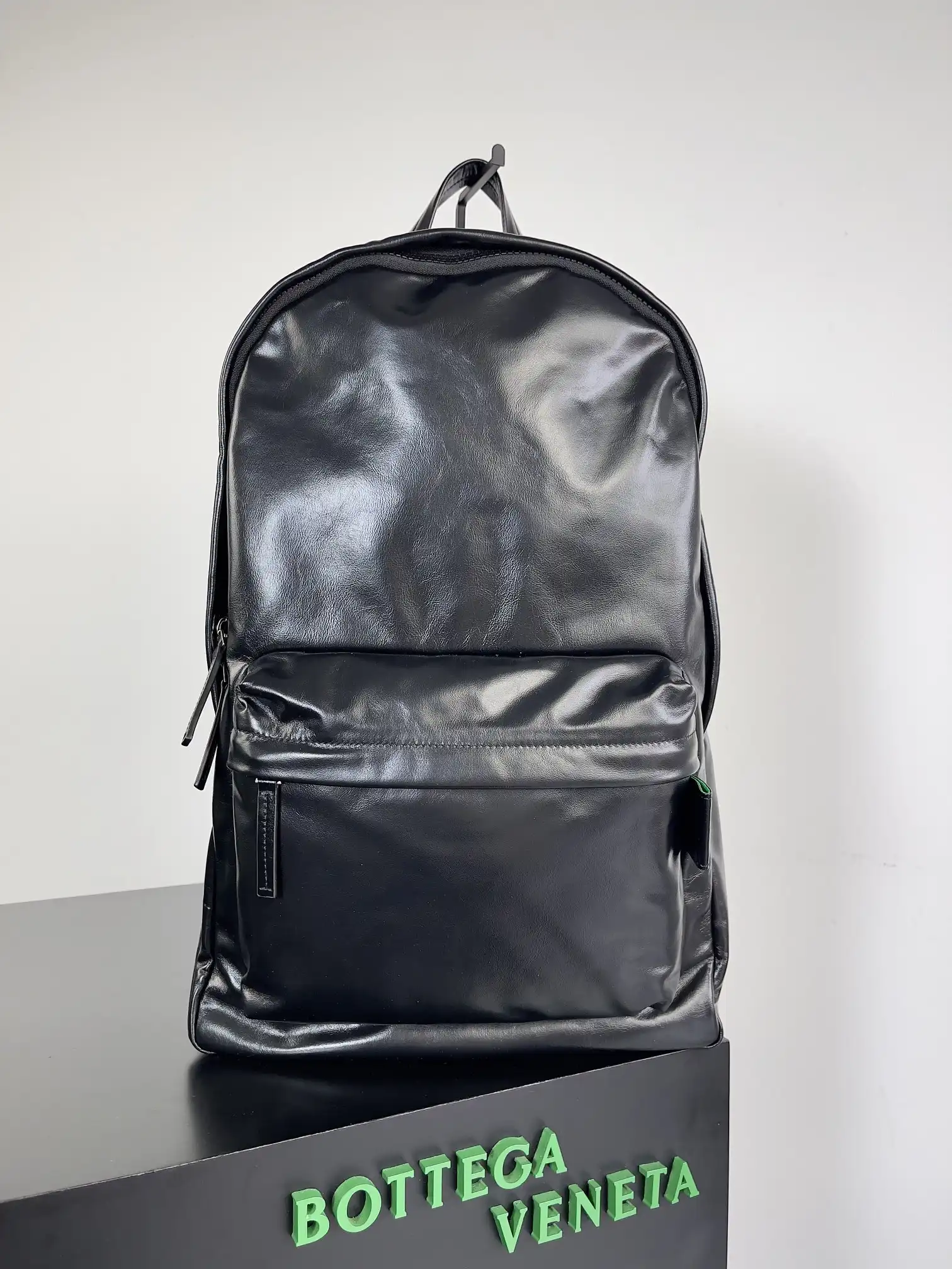 Frstbag ru BOTTEGA VENETA  Backpack