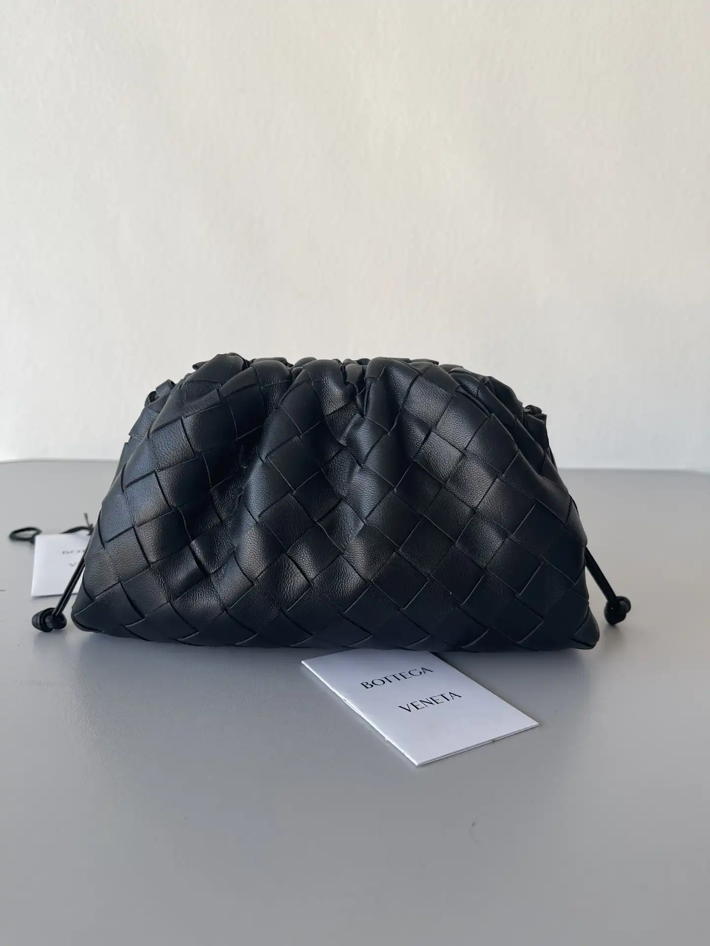 First bag ru BOTTEGA VENETA MINI POUCH