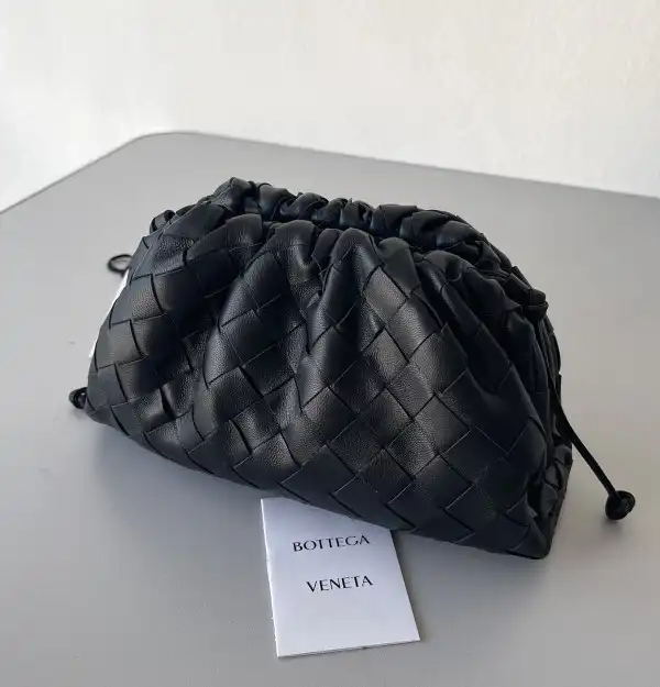 BOTTEGA VENETA MINI POUCH