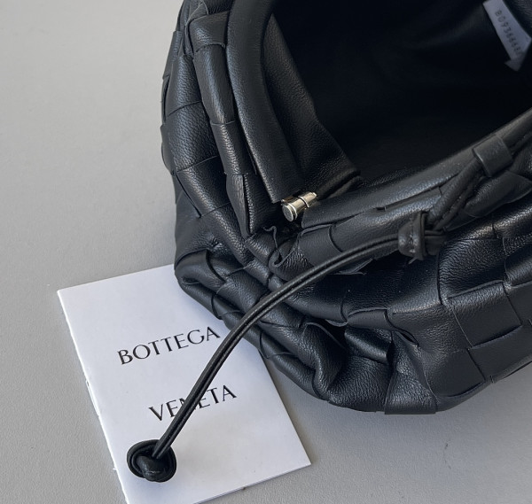 HOT SALE BOTTEGA VENETA MINI POUCH