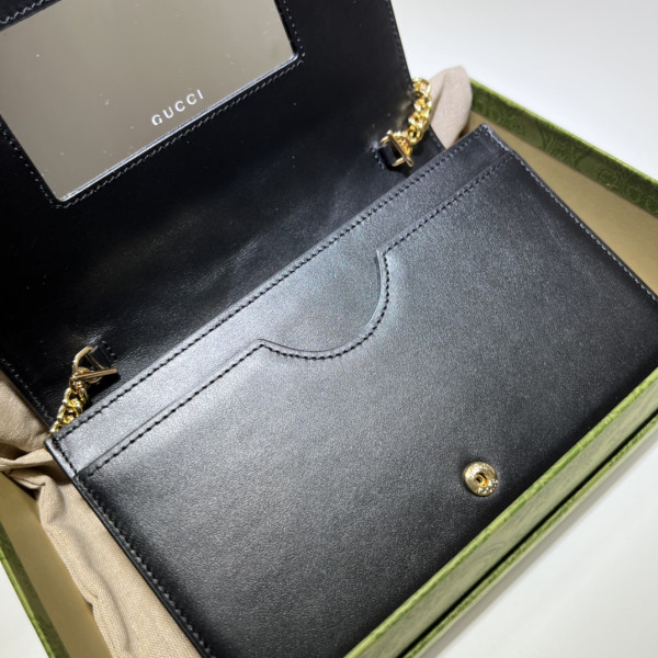 HOT SALE GUCCI GG MATELASSÉ CHAIN WALLET