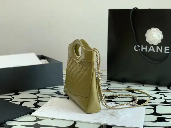 First bag ru CHANEL 31 MINI SHOPPING BAG