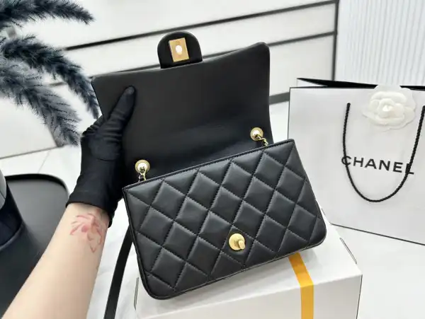 CHANEL SMALL FLAP BAG WITH TOP HANDLE