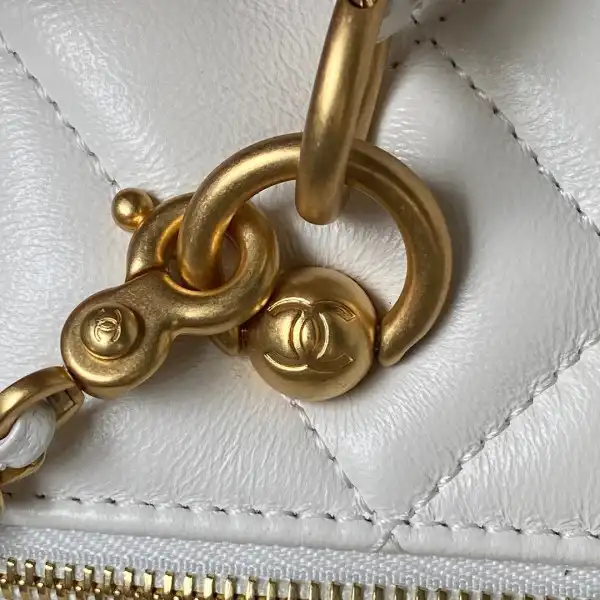 CHANEL  BAG WITH TOP HANDLE