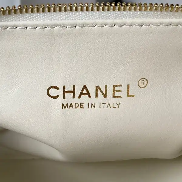 CHANEL  BAG WITH TOP HANDLE