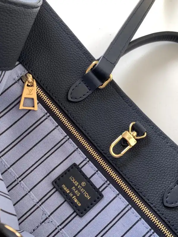 AAA Pruses Bags LOUIS VUITTON ONTHEGO MM