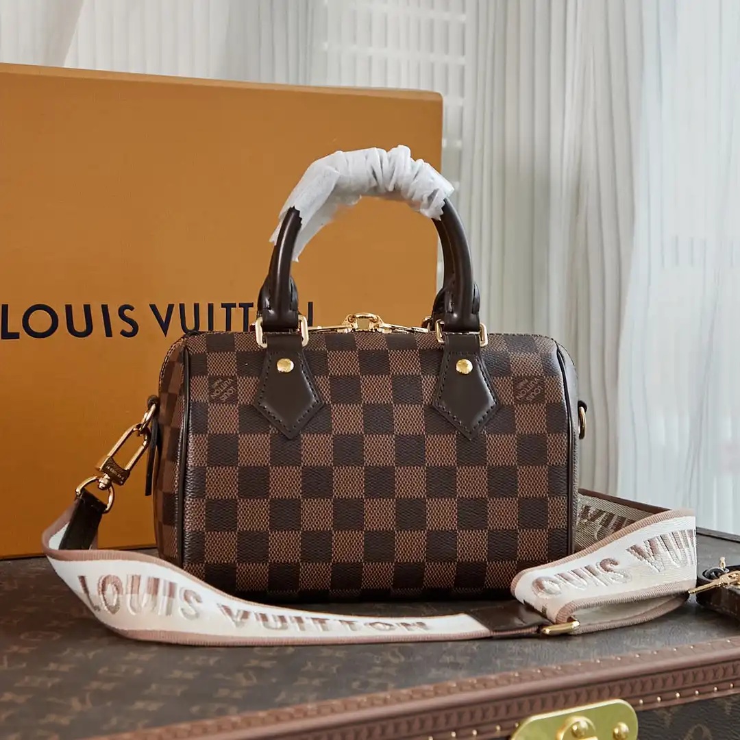 LOUIS VUITTON SPEEDY BANDOULIÈRE 20