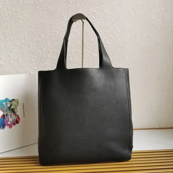 Frstbag ru PRADA tote Bag