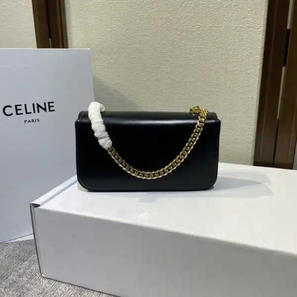 First bag ru CELIN* CHAIN SHOULDER BAG TRIOMPHE