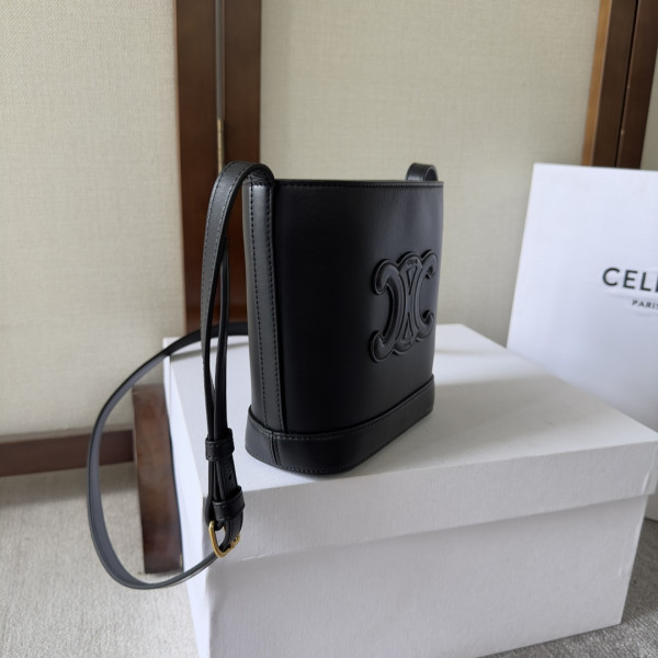 HOT SALE CELIN* MINI BUCKET CUIR TRIOMPHE