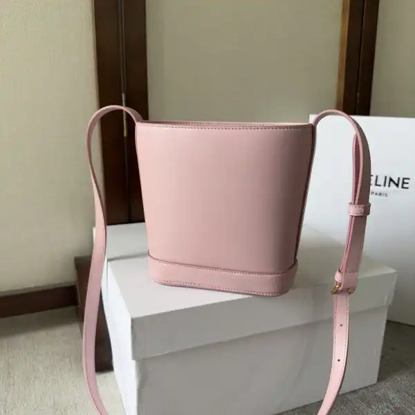 CELIN* MINI BUCKET CUIR TRIOMPHE