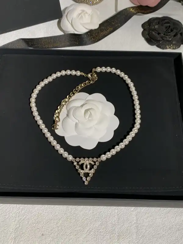 CHANEL NECKLACE