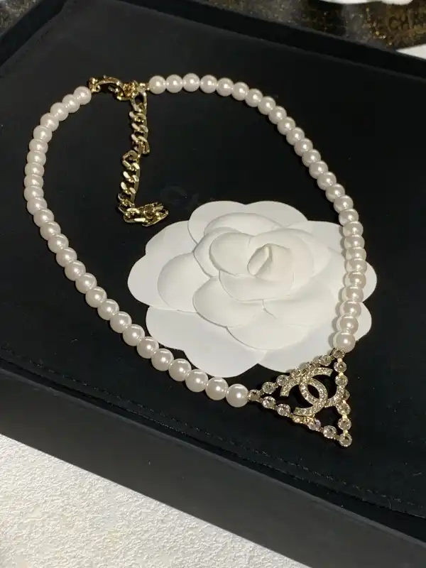 CHANEL NECKLACE