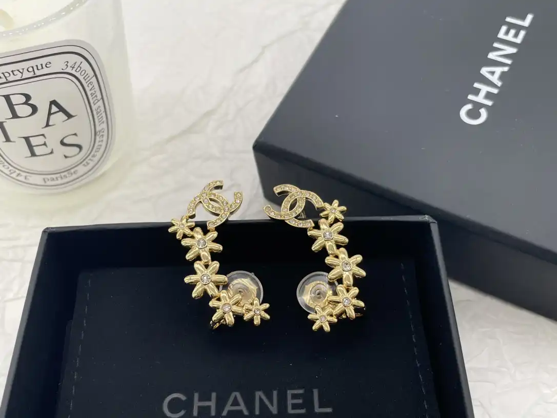 CHANEL EARRINGS