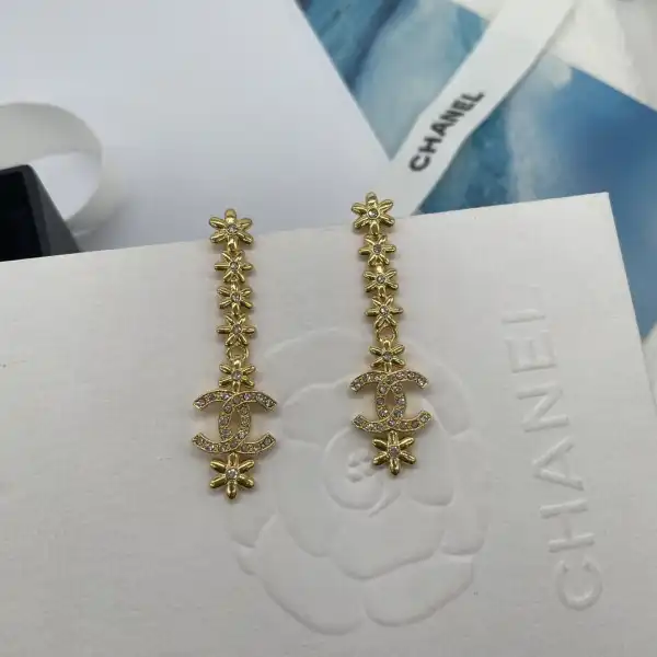 Bagsoffer yupoo CL EARRINGS