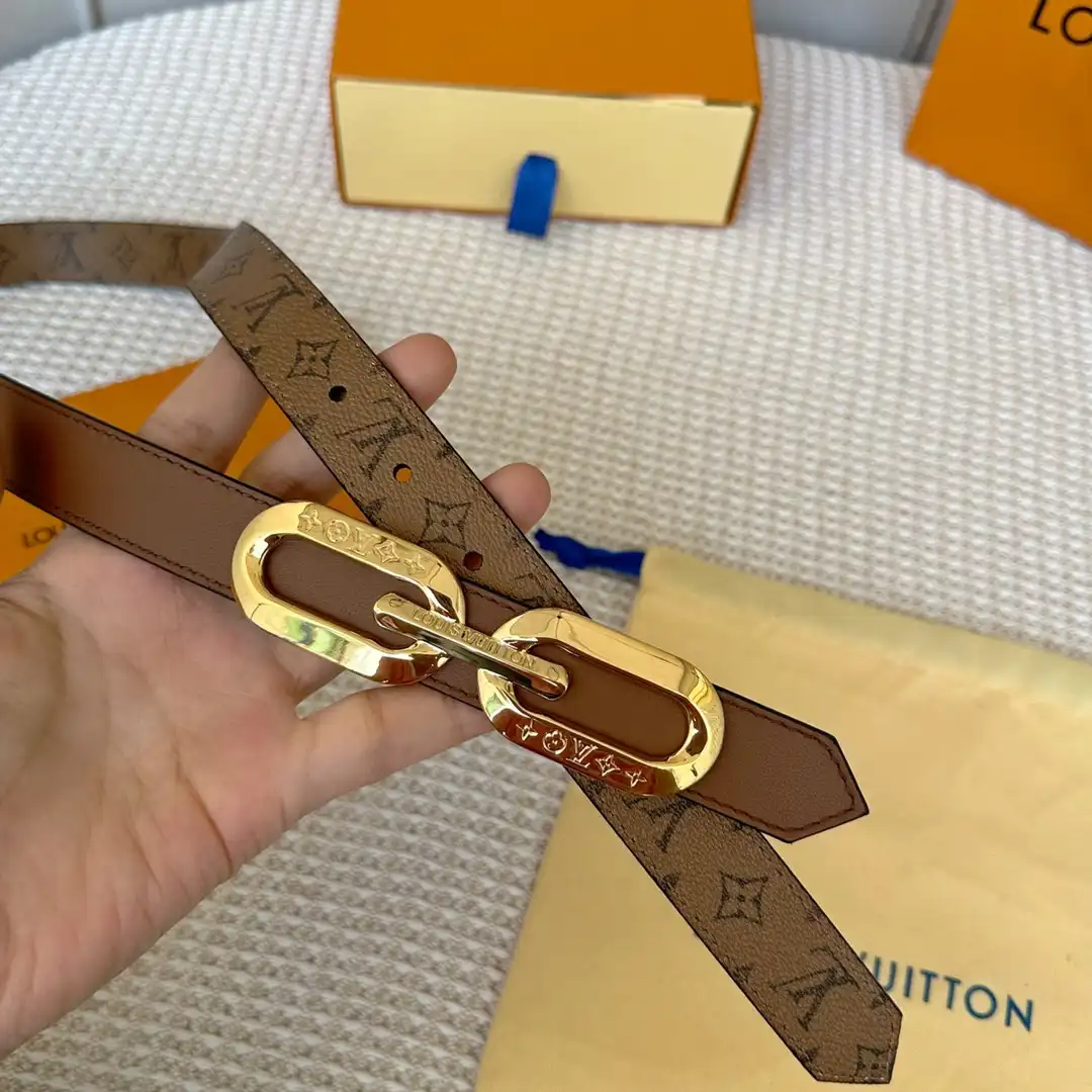 LOUIS VUITTON BELT