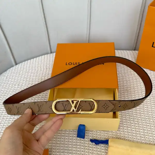 First bag ru LOUIS VUITTON BELT