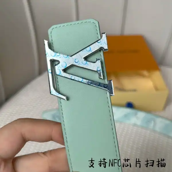 Yupoo bagsoffer LOUIS VUITTON BELT