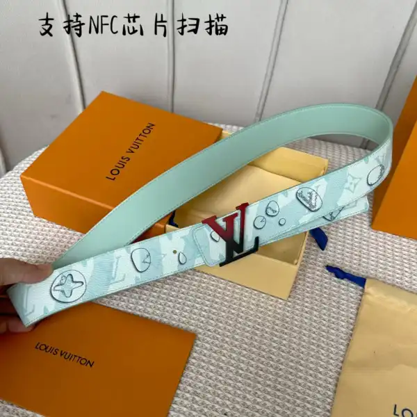 First bag ru LOUIS VUITTON BELT