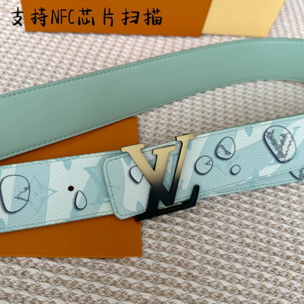 LOUIS VUITTON BELT