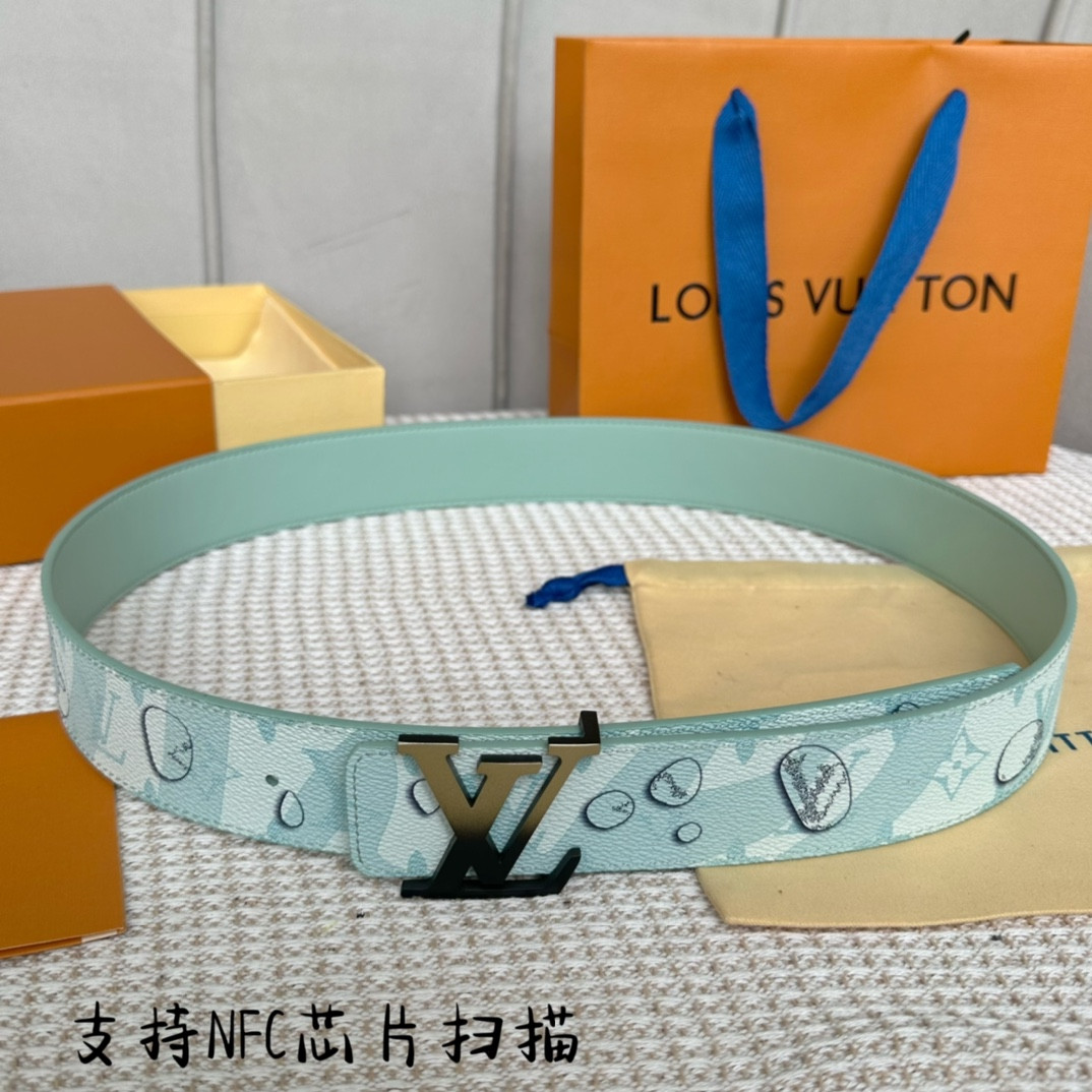 LOUIS VUITTON BELT