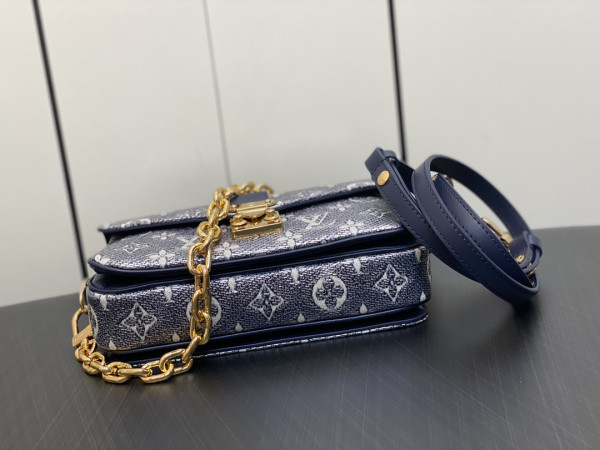 HOT SALE LOUIS VUITTON POCHETTE METIS EAST WEST