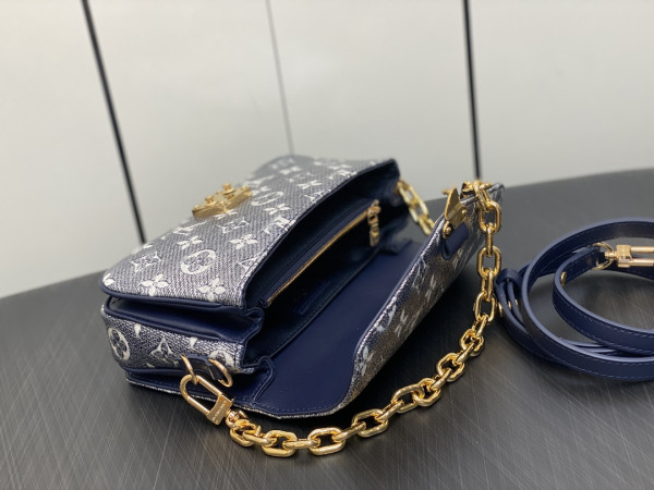 HOT SALE LOUIS VUITTON POCHETTE METIS EAST WEST