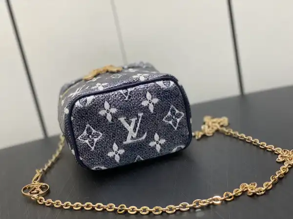 LOUIS VUITTON Micro  VANITY Nano