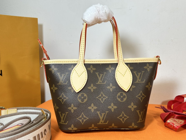 [FREE SHIPPING] LOUIS VUITTON NEVERFULL BB