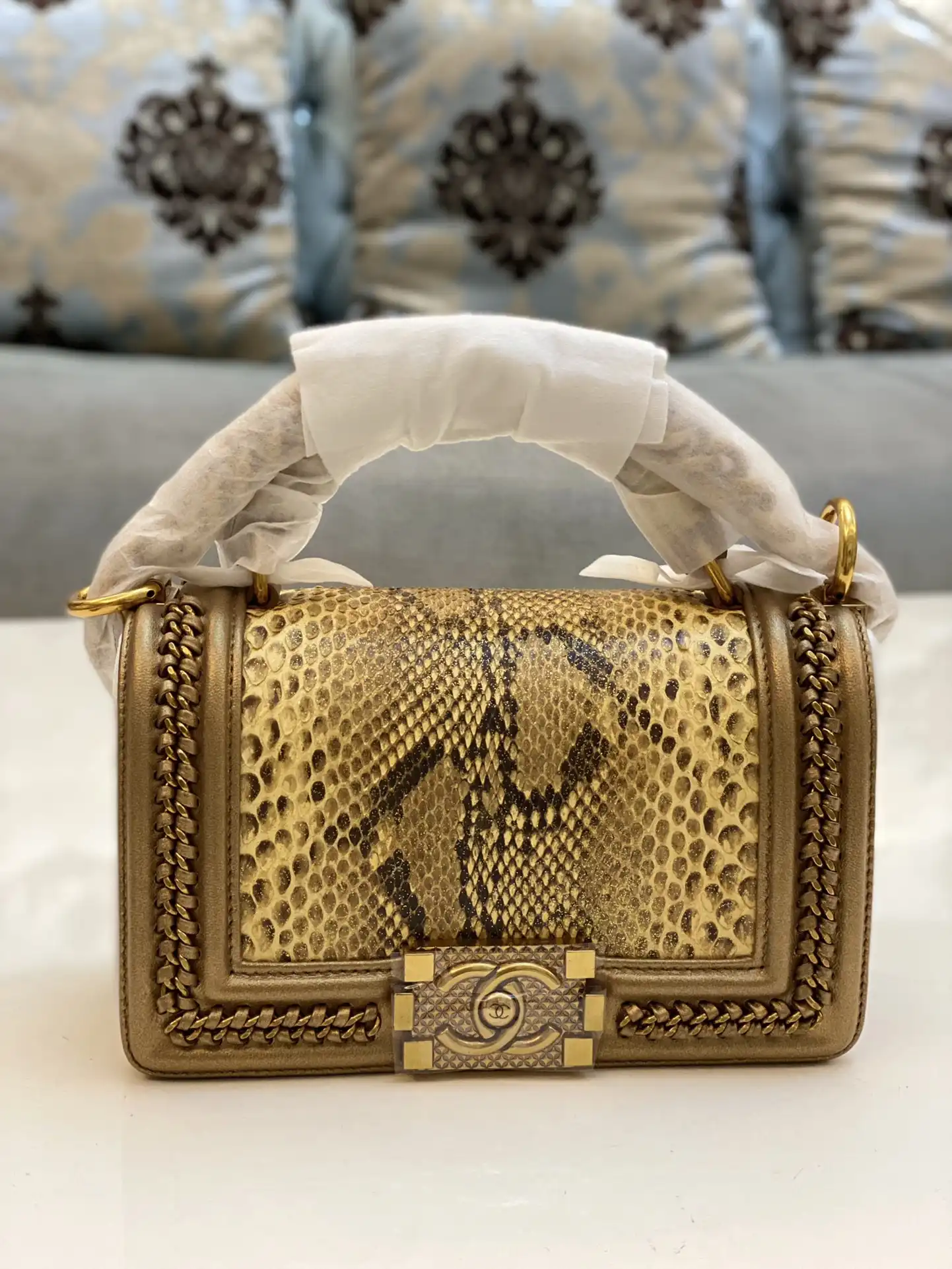 CHANEL BOY BAG 20CM