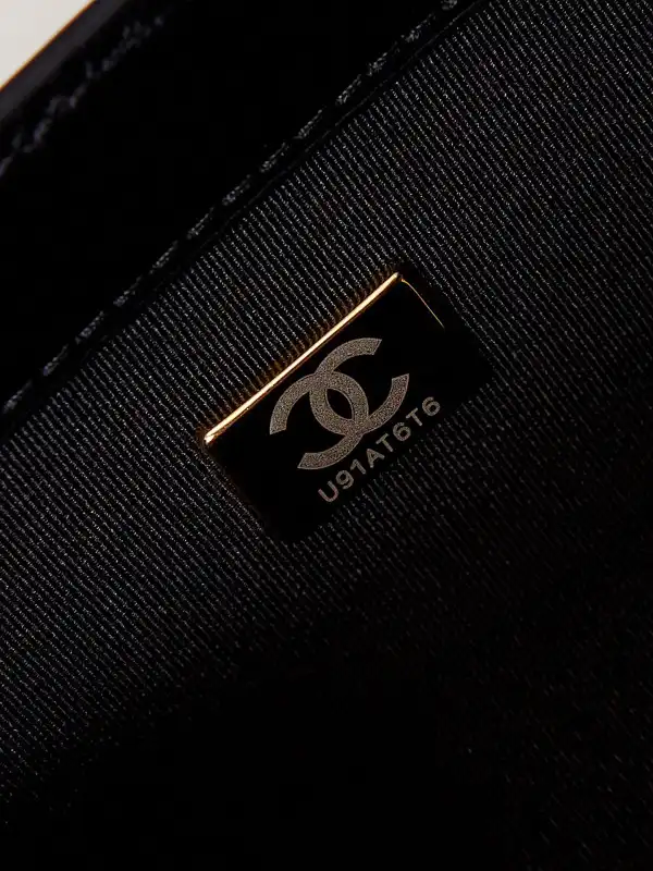 CHANEL SMALL TOTE