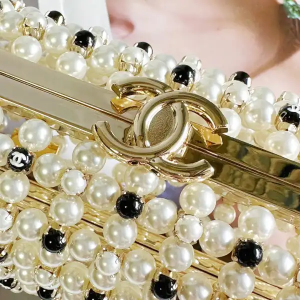 CHANEL EVENING BAG