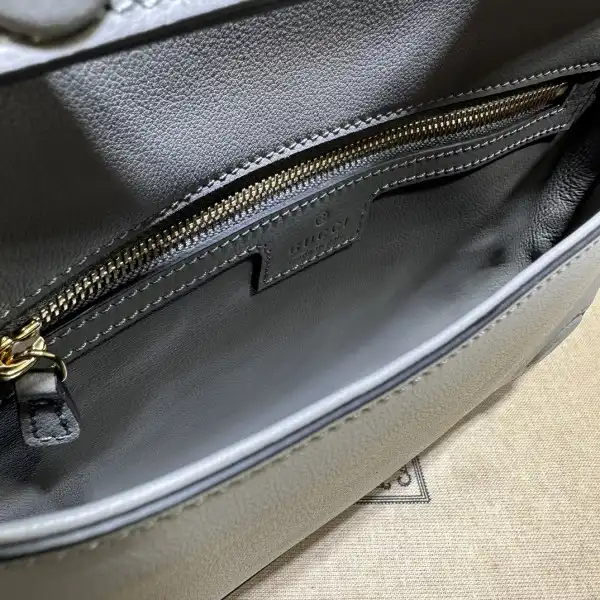 First bag ru Gucci Blondie shoulder bag