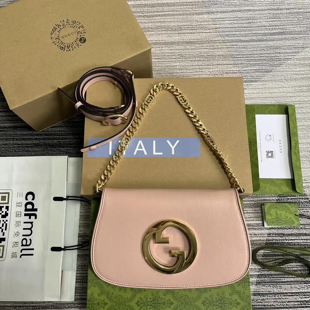 Gucci Blondie shoulder bag