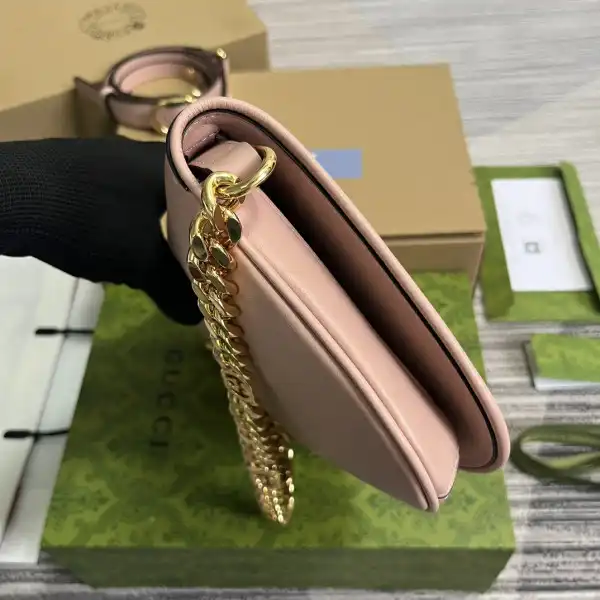 Gucci Blondie shoulder bag