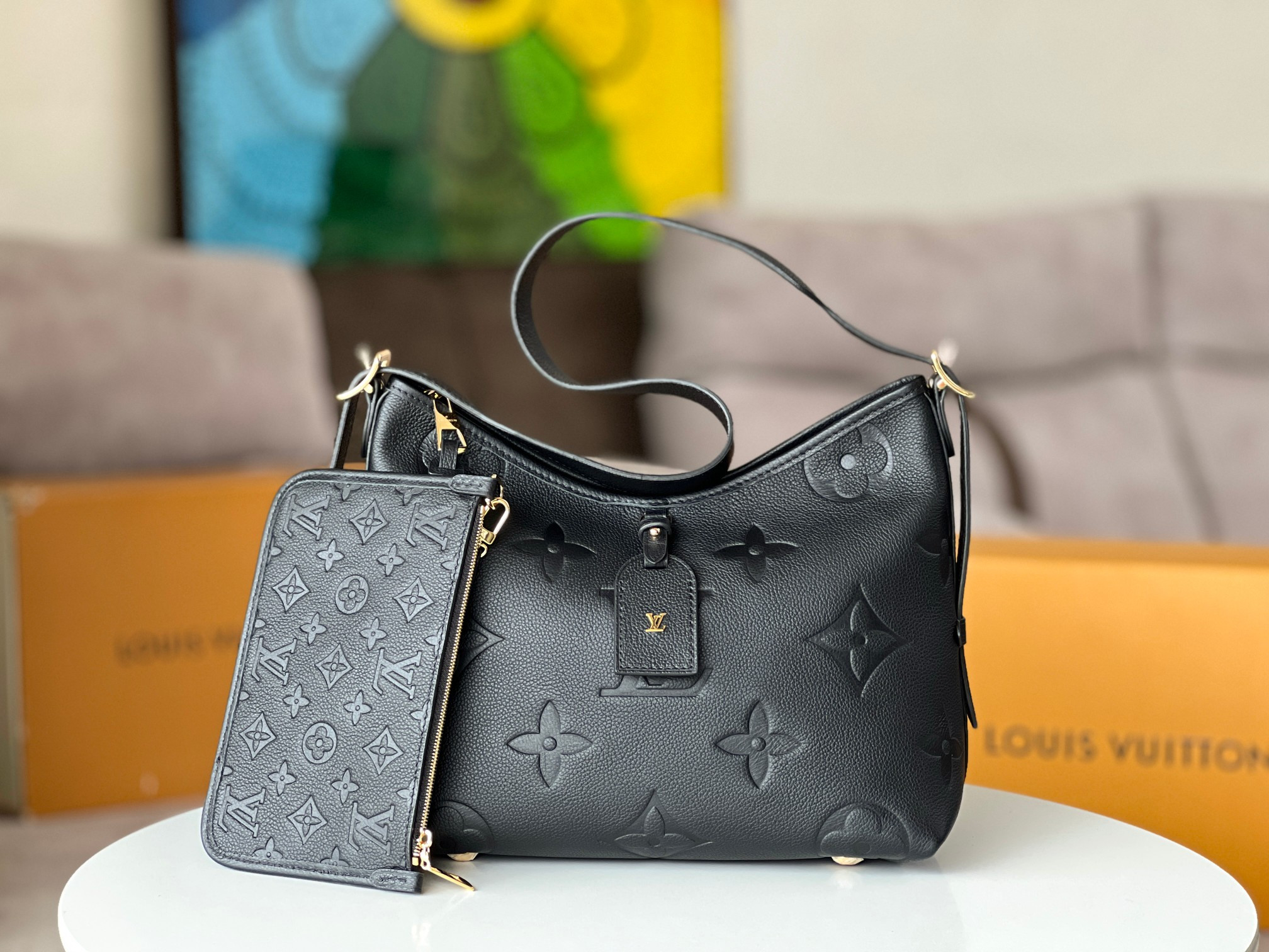 LOUIS VUITTON CARRYALL MM